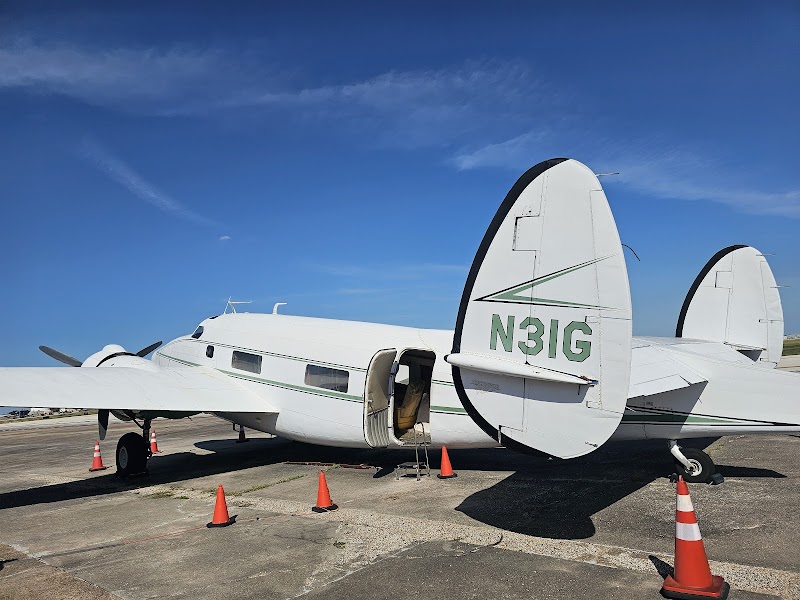1940 Air Terminal Museum - Photo 8