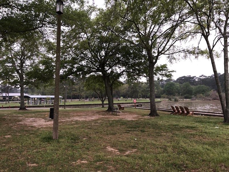 Alexander Deussen Park - Photo 10