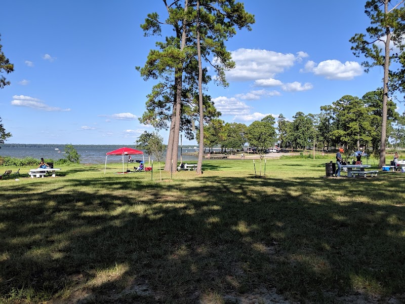 Alexander Deussen Park - Photo 6