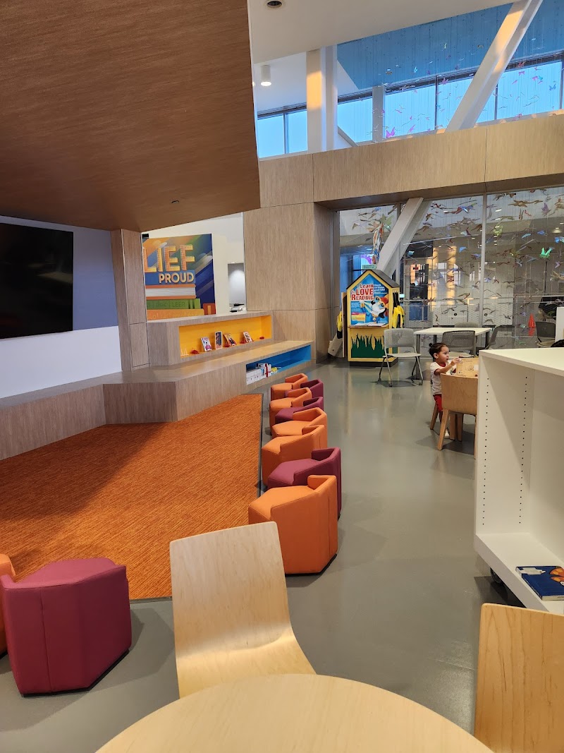 Alief-David M. Henington Regional Library - Photo 5