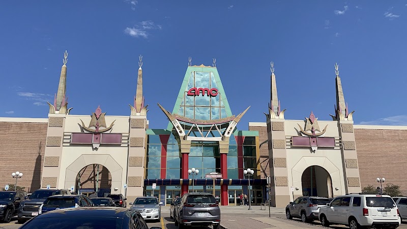 AMC Arapahoe Crossing 16