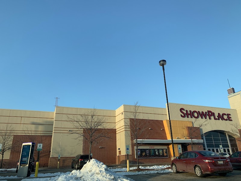 AMC Galewood Crossings 14