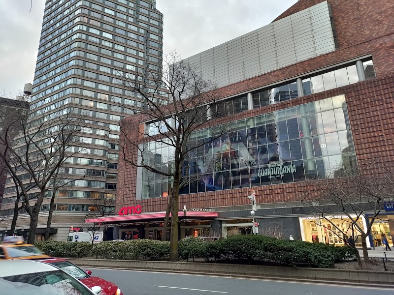 AMC Lincoln Square 13