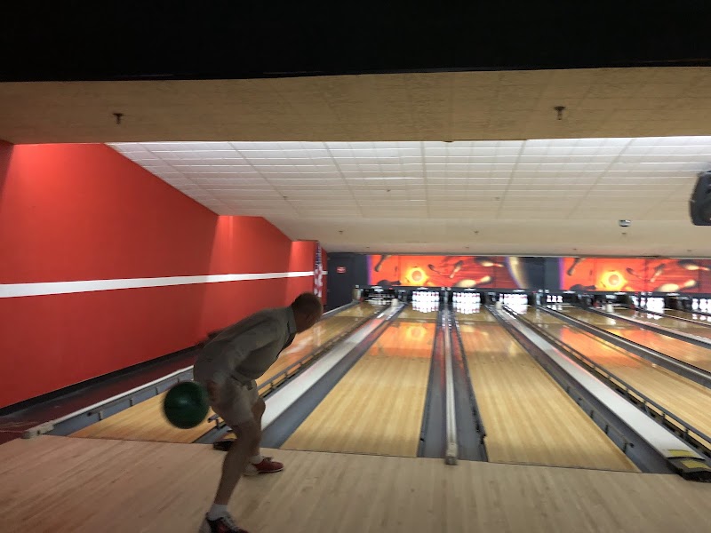 AMF Land Park Lanes