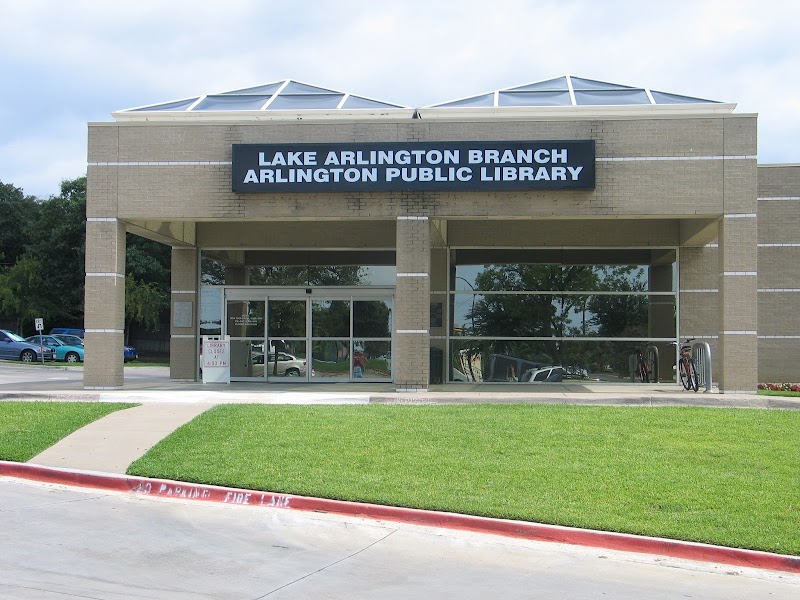 Arlington Public Library - Ron Wright Lake Arlington Branch