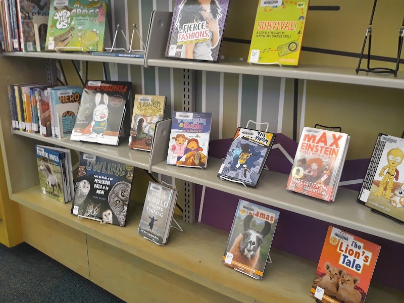 Audelia Road Branch Library - Photo 3