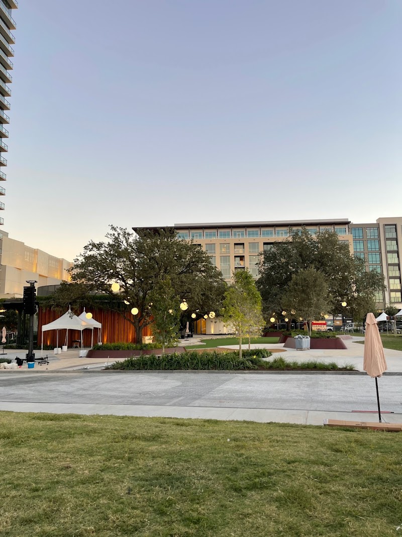 Autry Park - Photo 3