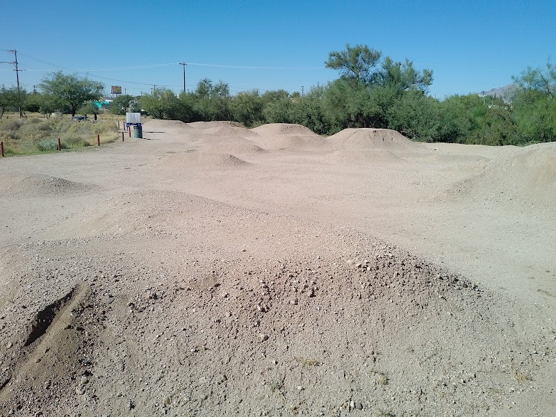 Barrio Trails BMX