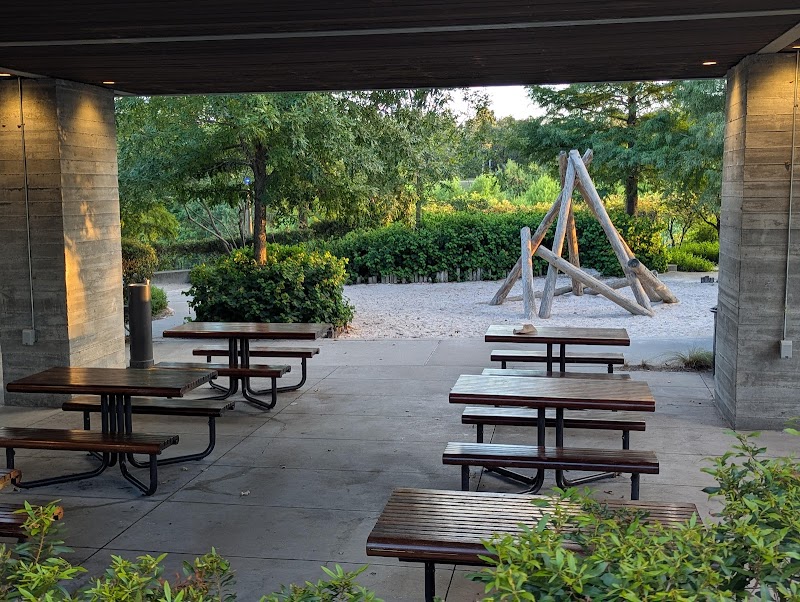 Bayou Park - Photo 9