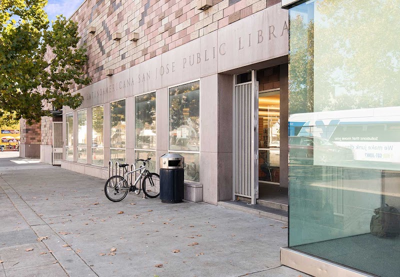 Biblioteca Latinoamericana Branch Library