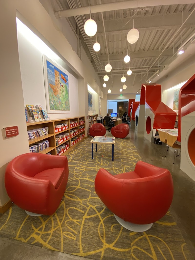 Bookmarks in NorthPark Center