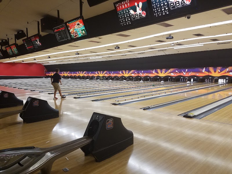 Bowlero North Sacramento