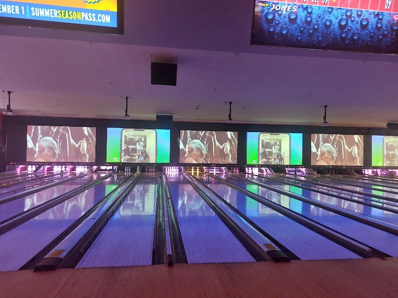 Bowlero Torrance