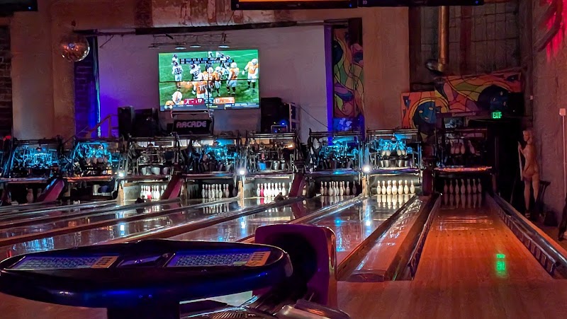 Bowlski's Lakewood Theater