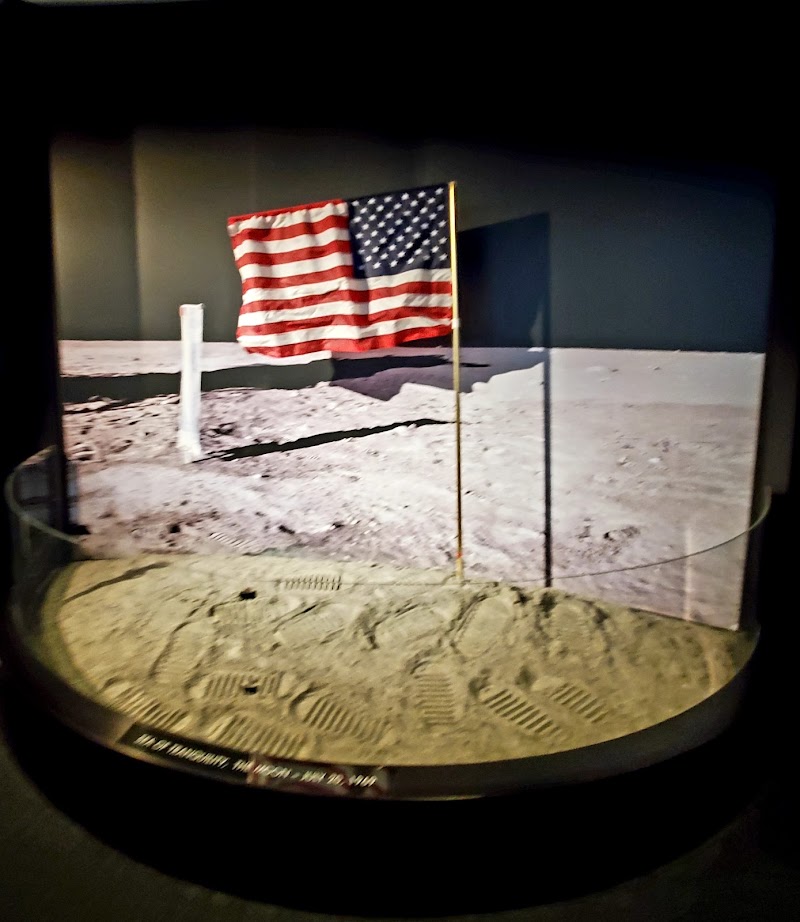 Burke Baker Planetarium - Photo 3