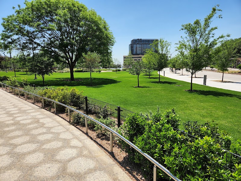 Carpenter Park - Photo 3