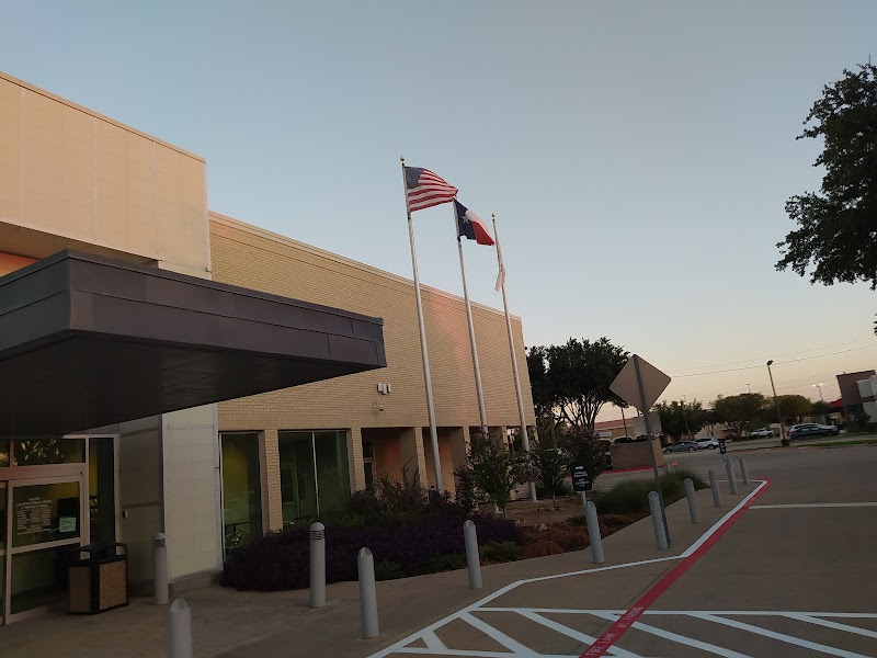 Carrollton Public Library at Hebron and Josey - Photo 3