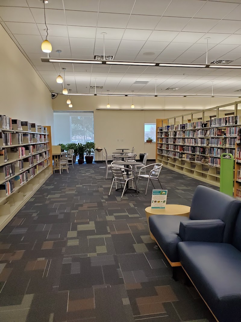 Carrollton Public Library at Hebron and Josey - Photo 4