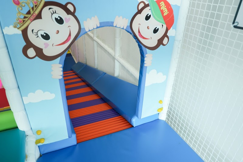 Cheeky Monkeys - Midtown Dallas