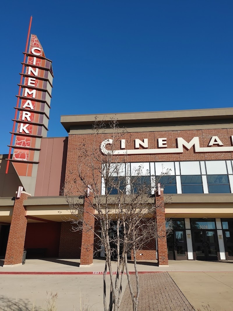 Cinemark Alliance Town Center and XD