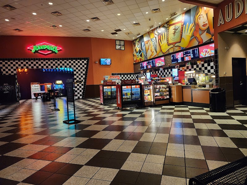 Cinemark Stoneridge Plaza Movies 16