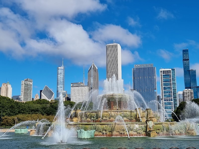 Clarence F. Buckingham Memorial Fountain
