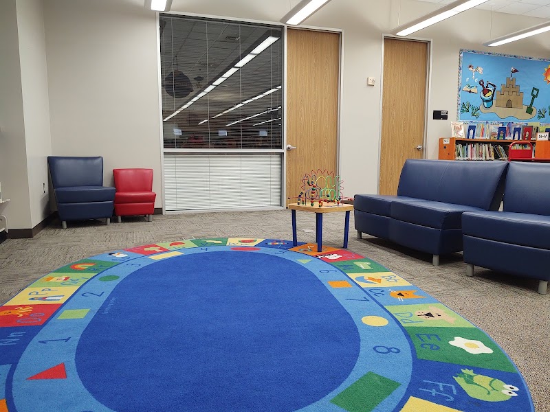 Clear Lake City-County Freeman Branch Library - Photo 5
