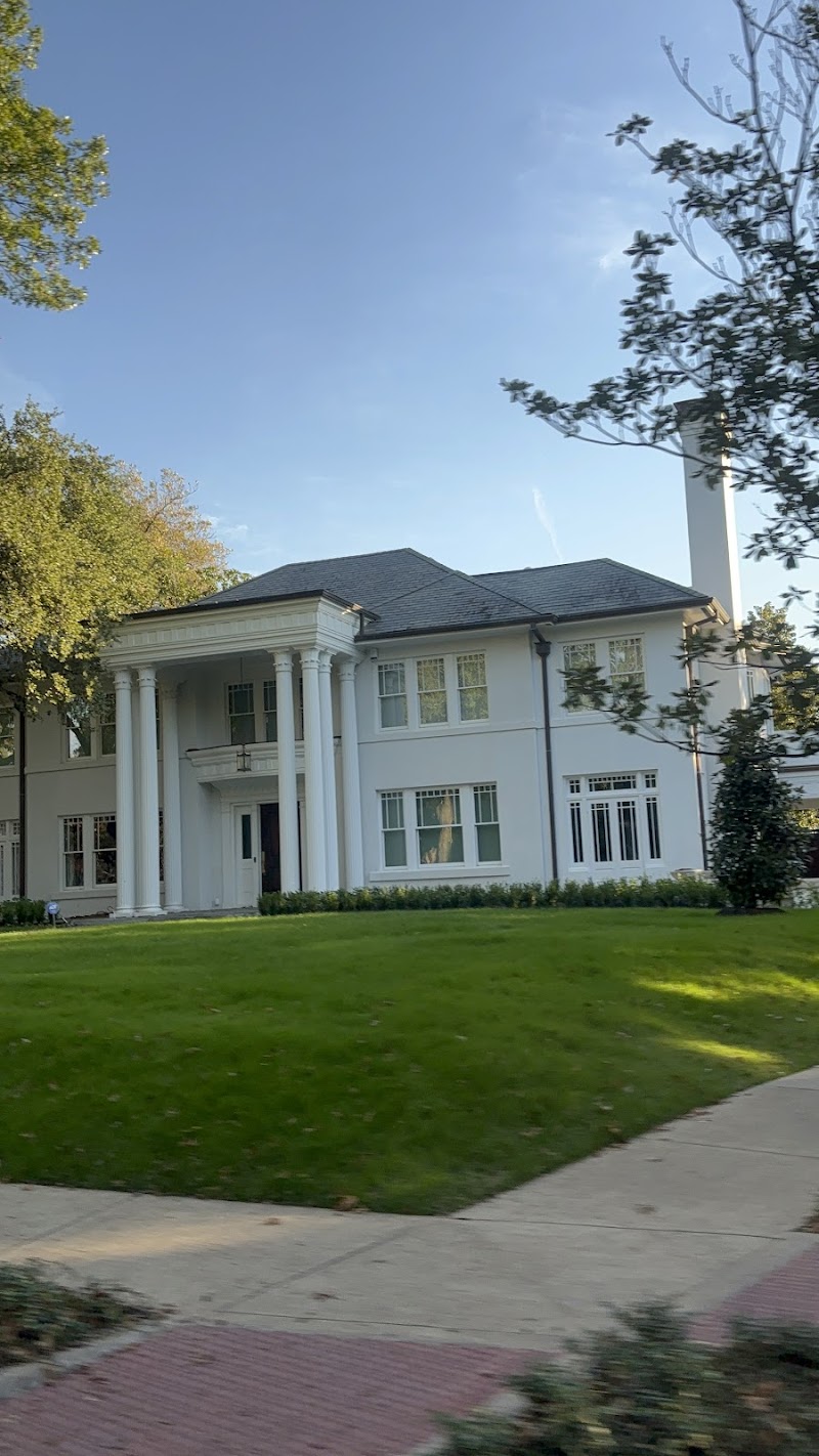 Curtis Park - Photo 4