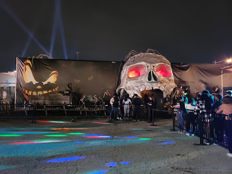 Cutting Edge Haunted House