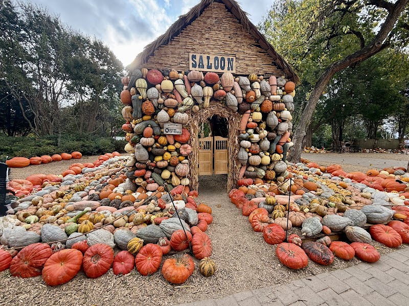 Dallas Arboretum and Botanical Garden - Photo 2