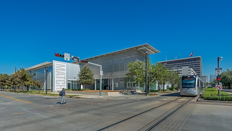 DiverseWorks - Photo 3