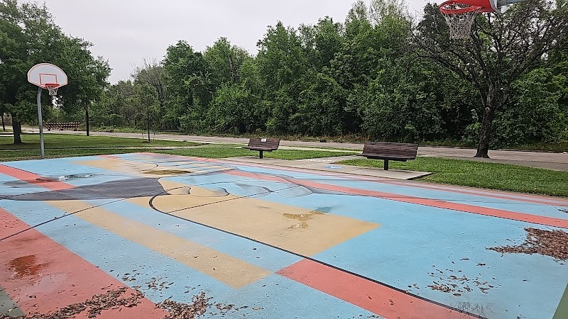 Earl Henderson Park - Photo 2