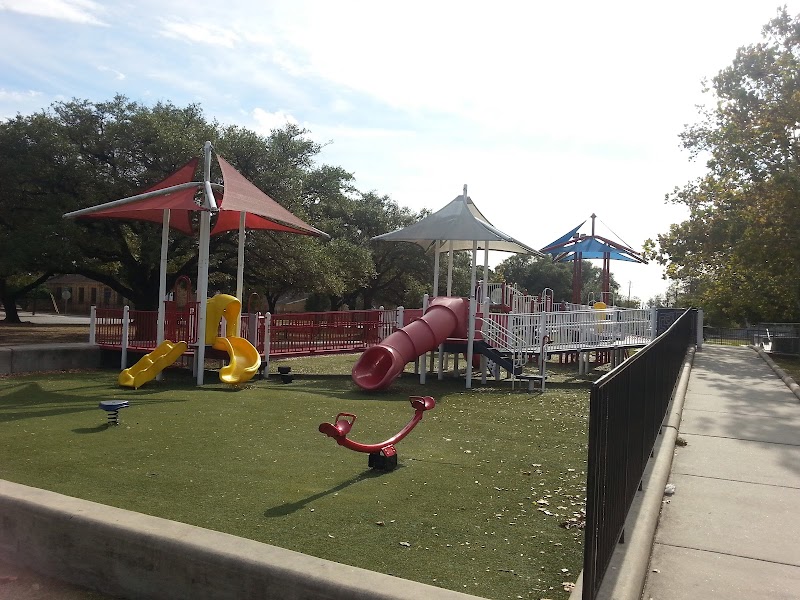 Eastwood Park - Photo 2