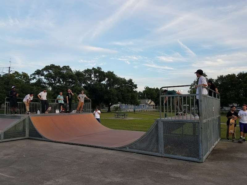 Eastwood Park - Photo 3