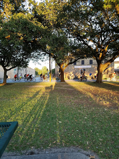 Eastwood Park - Photo 5