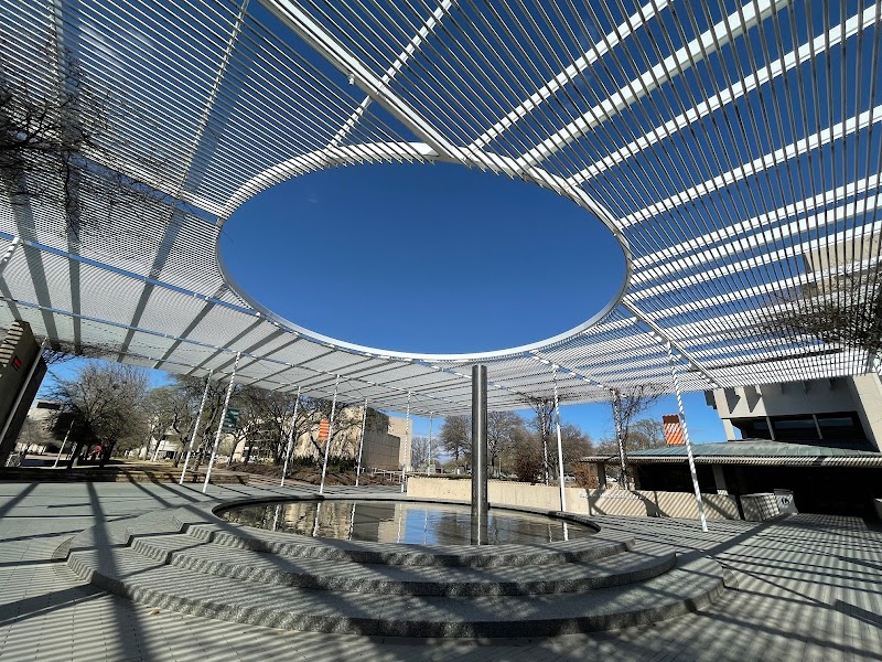 Eugene McDermott Library - Photo 4