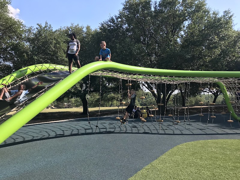 Flag Pole Hill Park - Photo 2