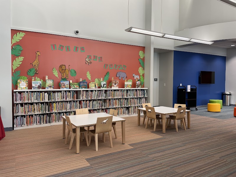 Flores Neighborhood Library - Photo 3