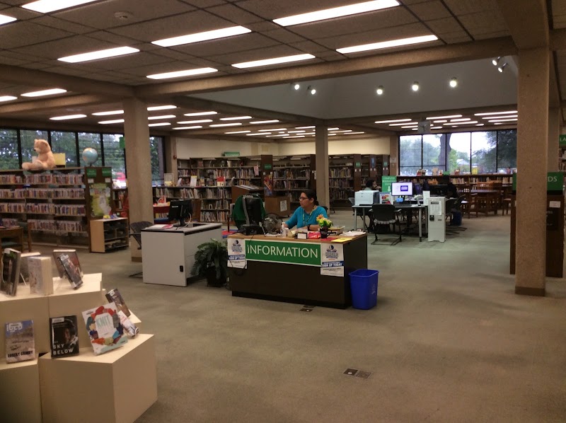 Forest Green Branch Library - Photo 3