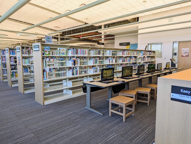 Fort Bend County Libraries - Mission Bend Branch - Photo 2