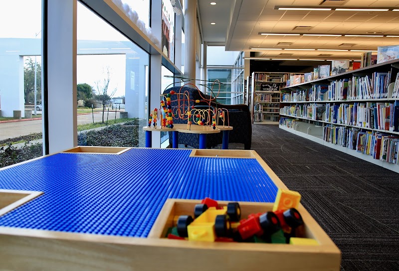 Fort Bend County Libraries - Missouri City Branch - Photo 3