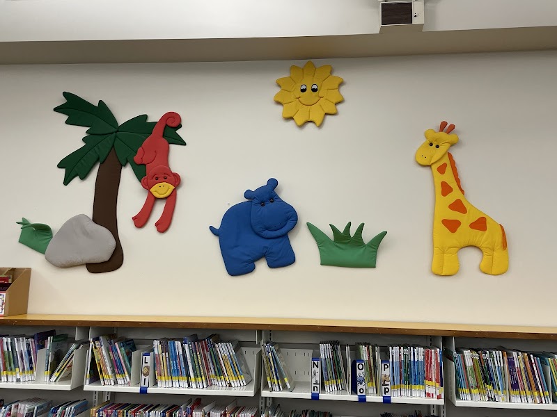 Fort Bend County Libraries - Sugar Land Branch - Photo 10