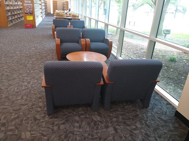 Fort Bend County Libraries - Sugar Land Branch - Photo 5