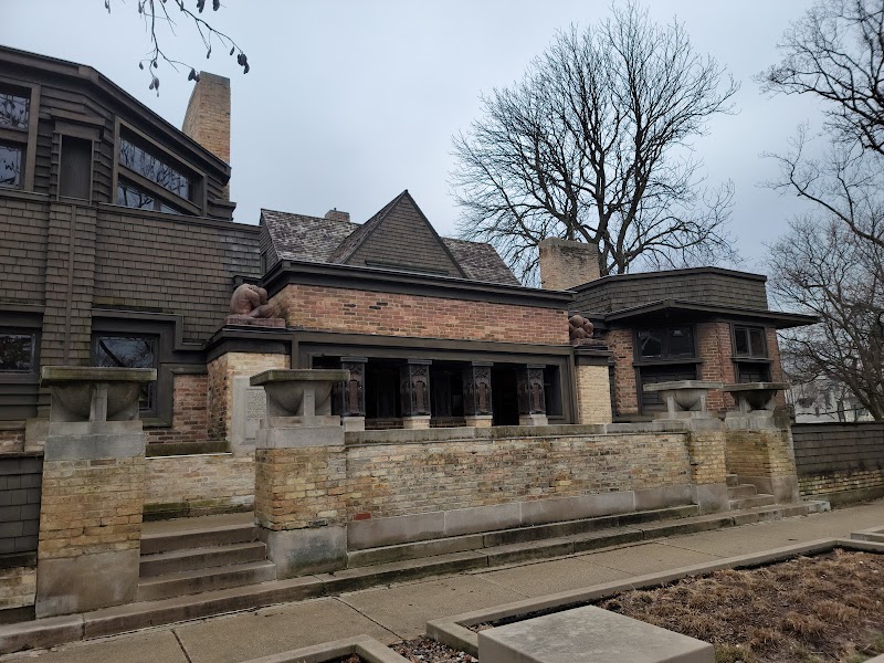 Frank Lloyd Wright Home & Studio