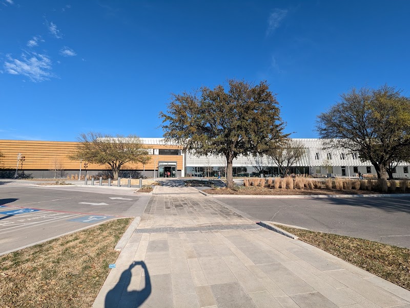 Frisco Public Library - Photo 6