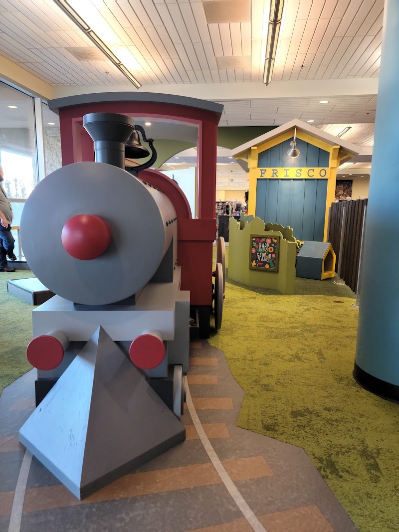 Frisco Public Library - Photo 8