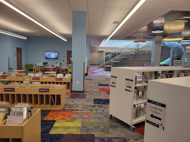Garland Central Library - Photo 4