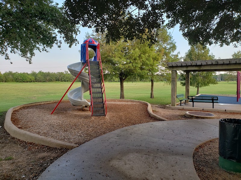 George Bush Park Childrens Playground - Photo 2