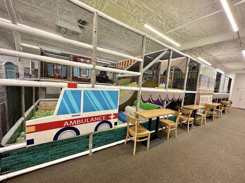 Giggles and Fun Indoor Playground (Houston) - Photo 2