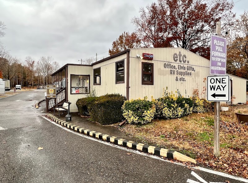 Graceland RV Park & Campground